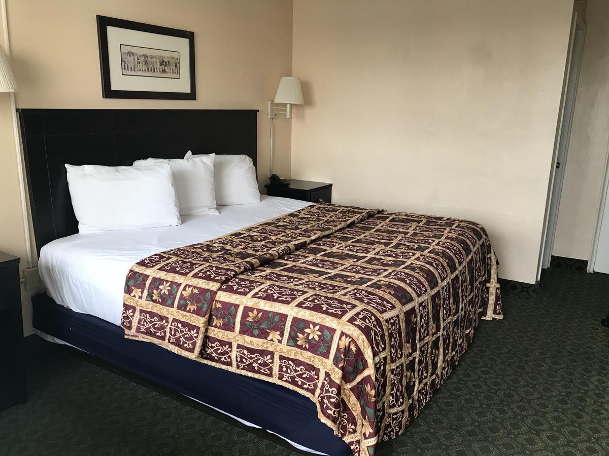 Red Carpet Inn & Suites Атлантик Сити Экстерьер фото